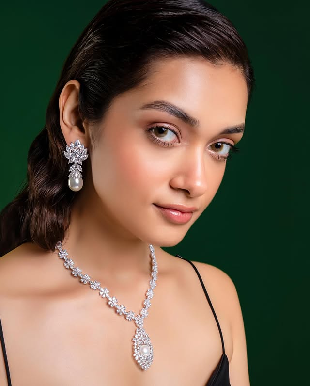 Naina upadhyaya